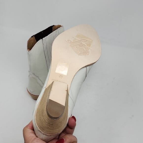 Free People New Frontier Chelsea Wester Booties Ivory Patent Leather Size 9.5 - Picture 6 of 7